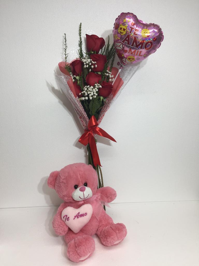 Ramo de 06 Rosas ms Peluche con corazn 30 cm y Globito